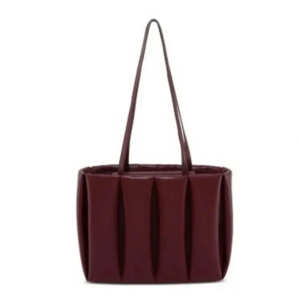Themoirè Kore Burgundy Vegan Nappa Quilted Tote with Pouch & Dust Bag - Picture 4 of 15